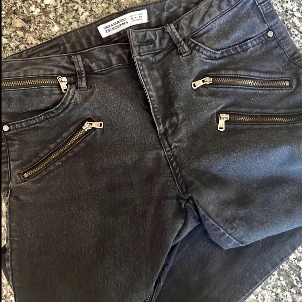 ZARA BASIC Black/Charcoal SKINNY JEANS with Metal Zippers details.